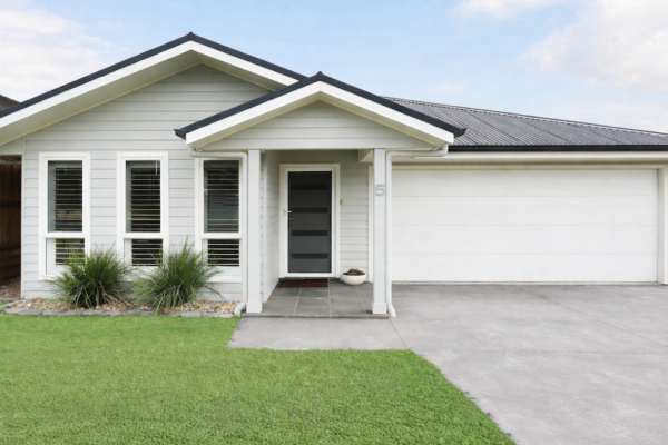 exterior shot of single family home in Oakdale, Sydney's southwest in New South Wales